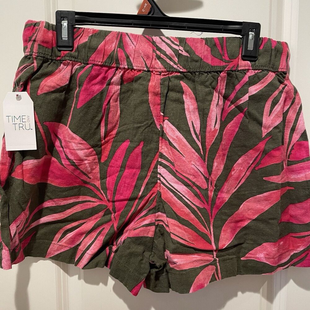 Time and True Women's Linen Blend Pull On Shorts with a Tropical Print M (8-10) - Picture 2 of 7